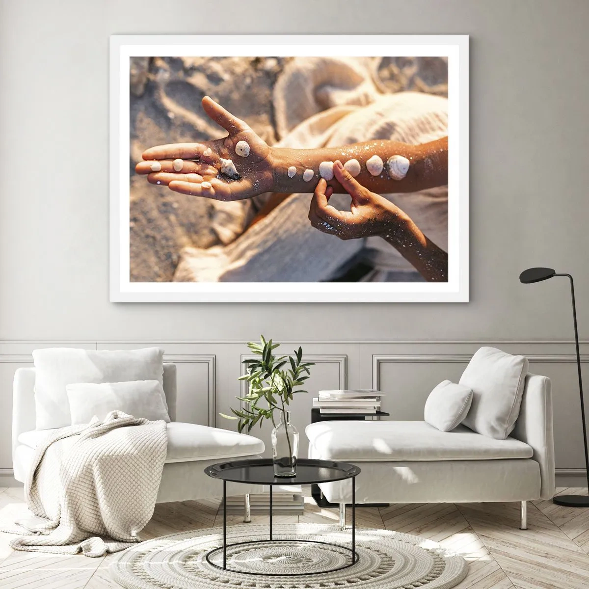 Poster in einem weißen Rahmen - Schönheit an Ihren Fingerspitzen - 70x50 cm