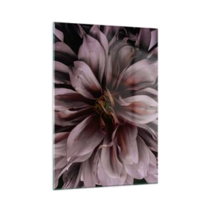Glasbild - Bild auf glas - Nahaufnahme einer dunklen Blume mit violetten und burgunderfarbenen Blütenblättern - 50x70cm - Ein Blumenherz - Moderne Wanddekoration für Wohnzimmer und Schlafzimmer ARTTOR