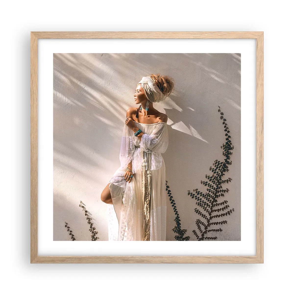 Poster in einem Rahmen aus heller Eiche - Die Sonne und das Mädchen - 50x50 cm