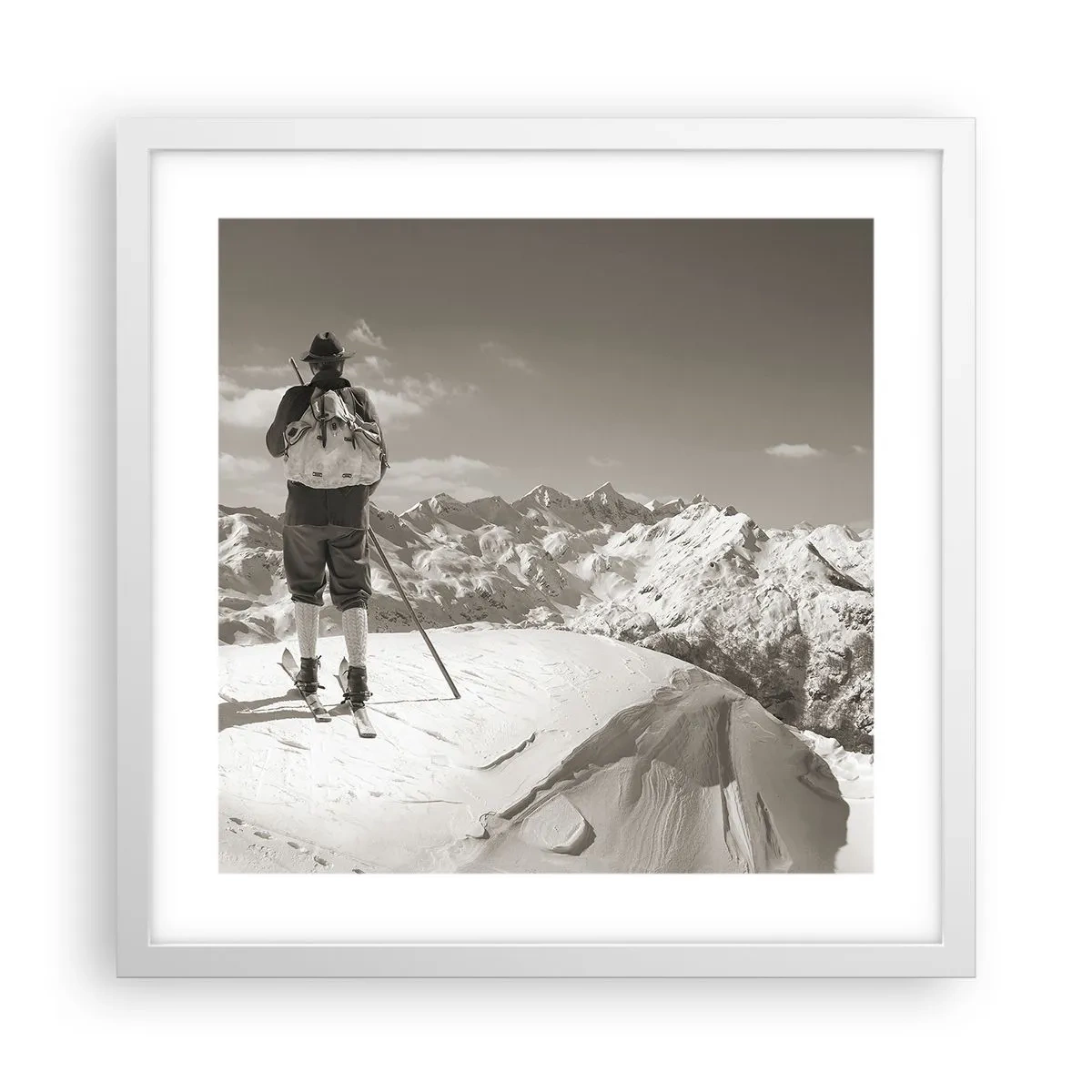 Poster in einem weißen Rahmen - Und die Berge bleiben unverändert - 40x40 cm