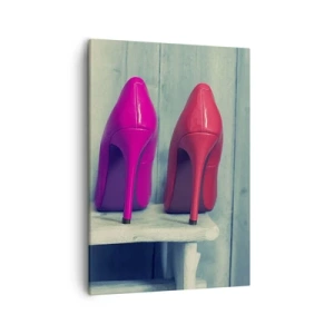 Bild auf Leinwand - Leinwandbild - Bunte High Heels vor einer Holzwand - 50x70cm - Spazierengehen auf dem Regenbogen - Moderne Wanddekoration für Wohnzimmer und Schlafzimmer ARTTOR