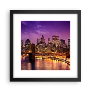 Poster in einem schwarzem Rahmen - Violett-goldenes Manhathann - 30x30 cm