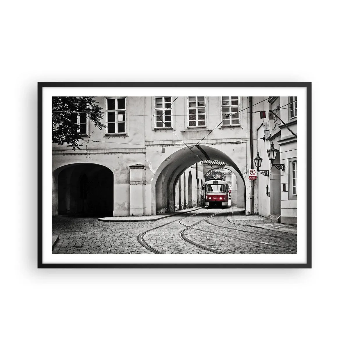 Poster in einem schwarzem Rahmen - Durch das Stadtlabyrinth - 91x61 cm