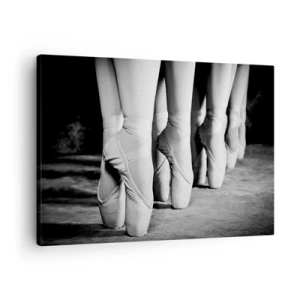Bild auf Leinwand - Leinwandbild - Schwarz-Weiß-Aufnahme der Ballettschuhe einer Tänzerin - 70x50cm - Gemeinsam, leicht - Moderne Wanddekoration für Wohnzimmer und Schlafzimmer ARTTOR