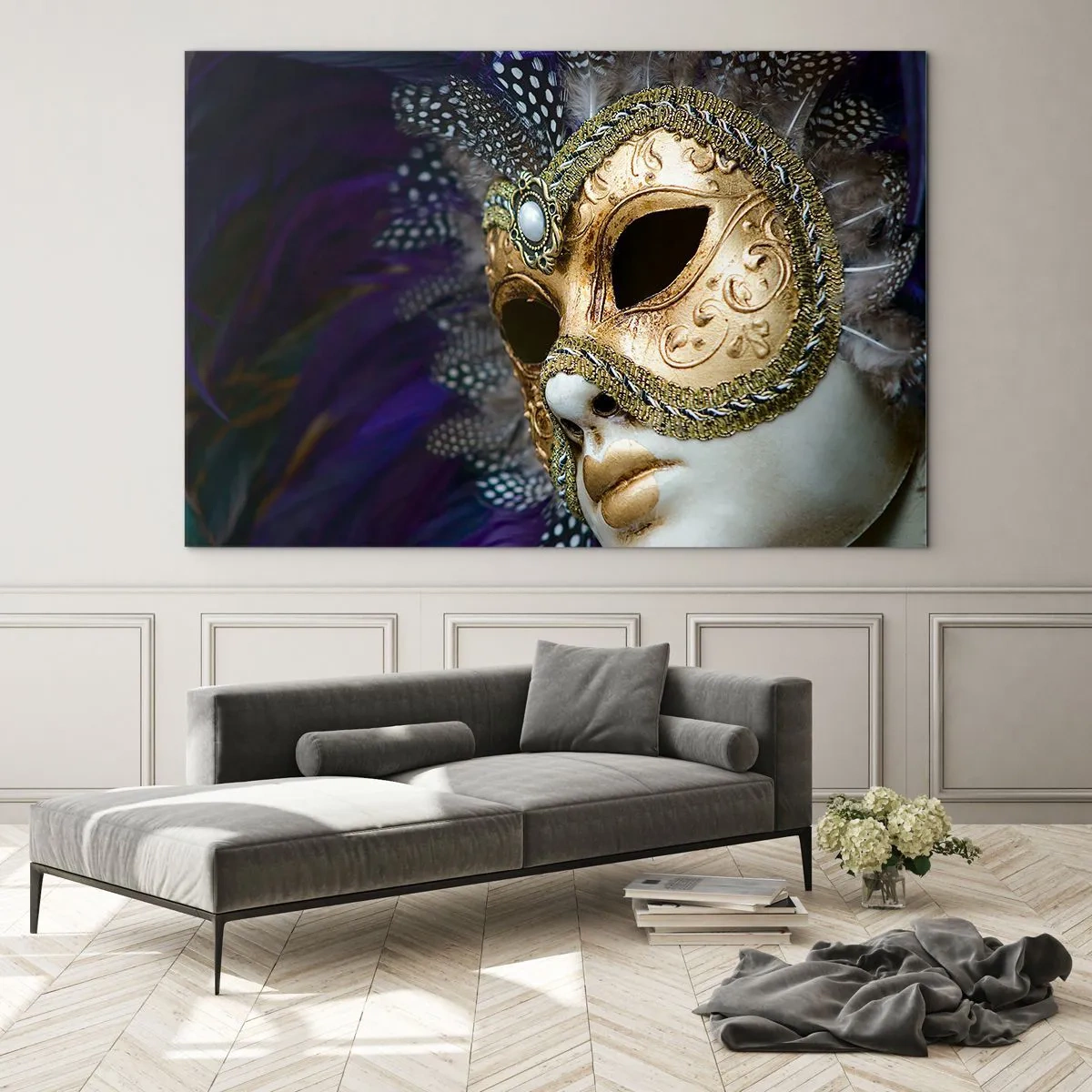 Glasbild - Bild auf glas - Goldene venezianische Maske mit Federn auf violettem Hintergrund - 120x80cm - Venezianisches Porträt in Gold - Moderne Wanddekoration für Wohnzimmer und Schlafzimmer ARTTOR