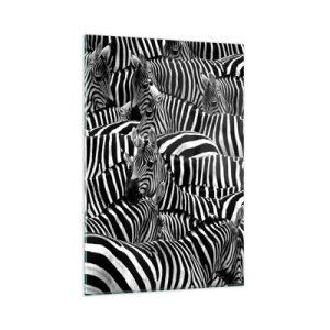 Glasbild - Bild auf glas - Eine Gruppe Zebras mit schwarzen und weißen Streifen, die ein symmetrisches Muster bilden. - 80x120cm - Gestreiftes Gruppenportrait - Moderne Wanddekoration für Wohnzimmer und Schlafzimmer ARTTOR