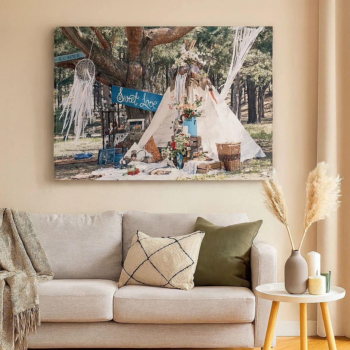 Bild auf Leinwand - Leinwandbild - Boho-Dekoration mit einem Tipi im Wald - 70x50cm - Liebe machen ... - Moderne Wanddekoration für Wohnzimmer und Schlafzimmer ARTTOR