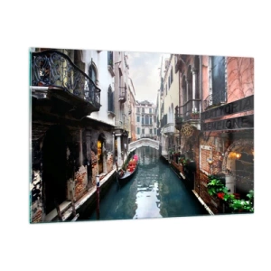 Glasbild - Bild auf glas - Ein venezianischer Kanal mit einer Gondel, umgeben von historischen Gebäuden - 120x80cm - Venezianische Landschaft mit Gondel und Brücke - Moderne Wanddekoration für Wohnzimmer und Schlafzimmer ARTTOR