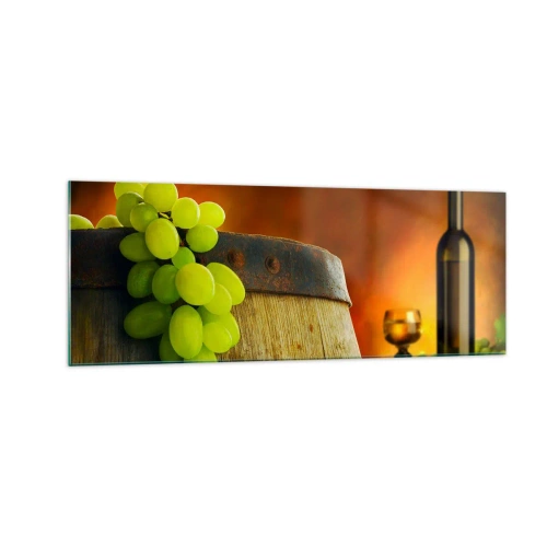 Glasbild - Bild auf glas - Trauben auf einem Weinfass mit warmer Farbgebung im Hintergrund - 140x50cm - Stillleben mit einer Flasche Wein und einer Weintraube - Moderne Wanddekoration für Wohnzimmer und Schlafzimmer ARTTOR