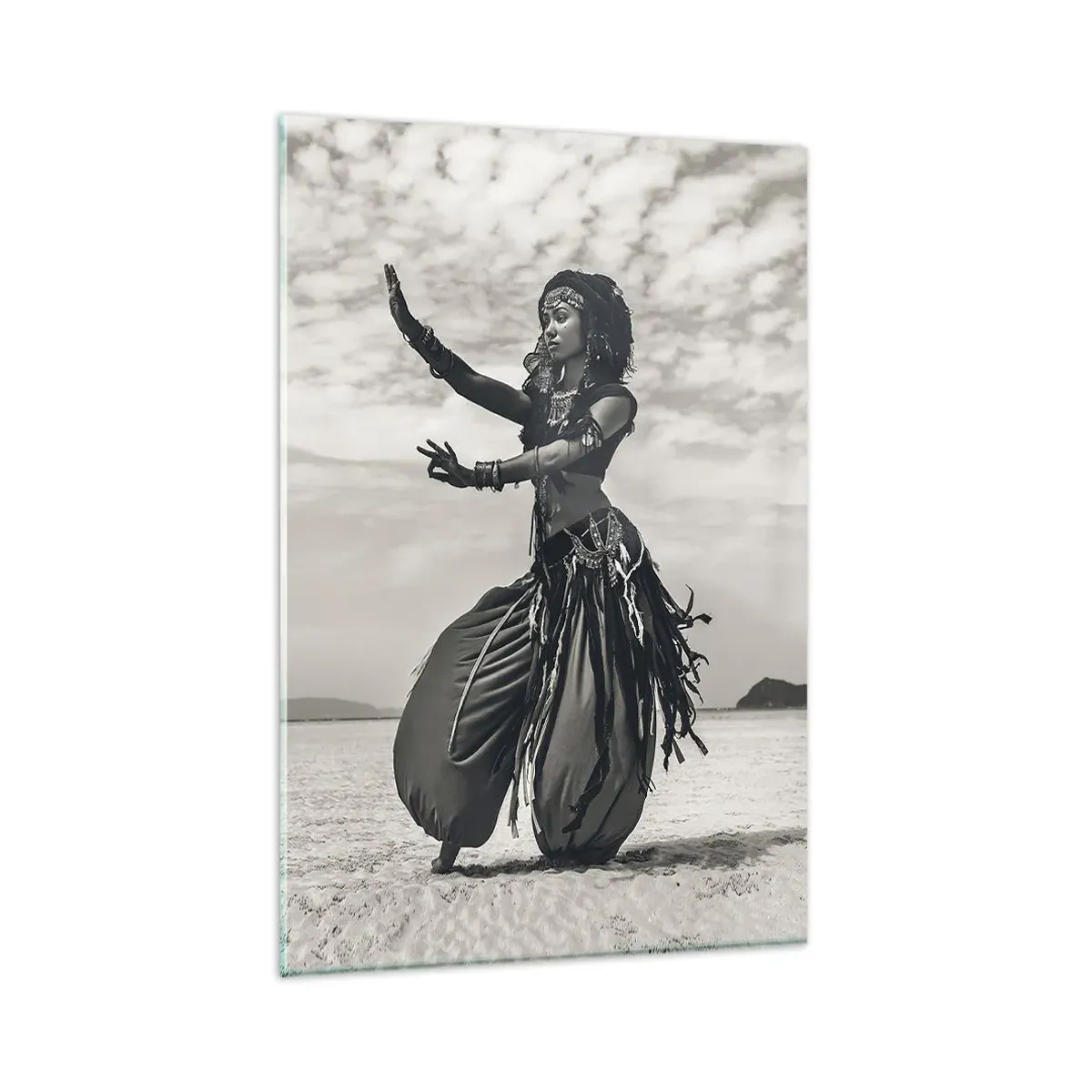 Glasbild - Bild auf glas - Exotische Tänzerin vor Wüstenkulisse - 80x120cm - Der Tanz der südlichen Inseln - Moderne Wanddekoration für Wohnzimmer und Schlafzimmer ARTTOR