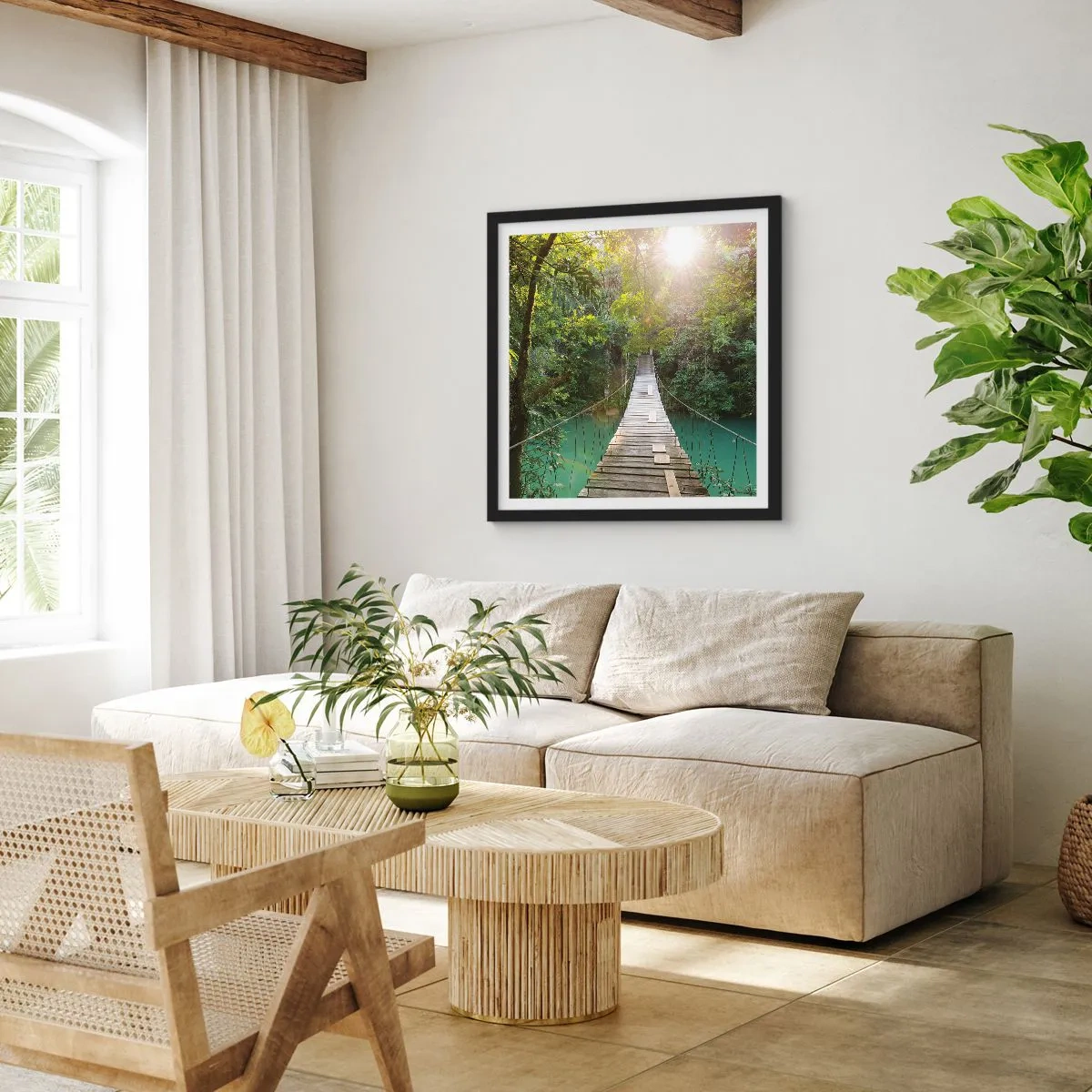 Poster in einem schwarzem Rahmen - Über das azurblaue Wasser zum azurblauen Wald - 40x40 cm