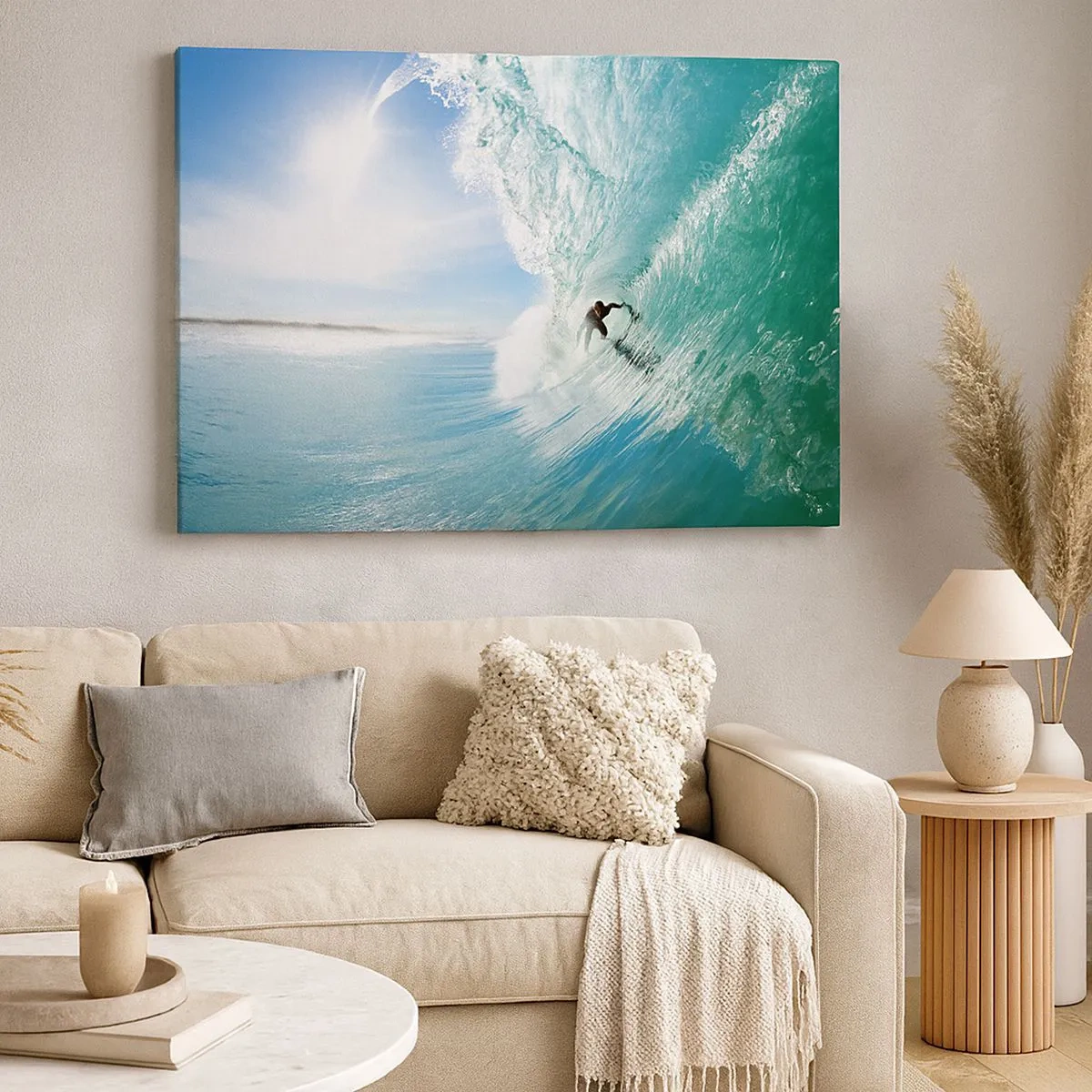 Bild auf Leinwand - Leinwandbild - Ein Surfer reitet eine Welle im Sonnenlicht vor blauem Himmel - 70x50cm - Immer Top - Moderne Wanddekoration für Wohnzimmer und Schlafzimmer ARTTOR