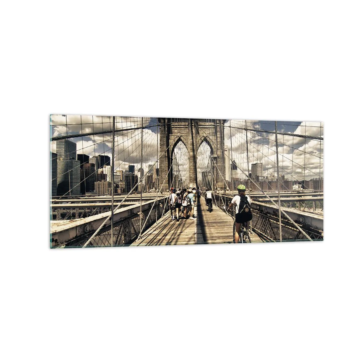 Glasbild - Bild auf glas - Brooklyn Bridge mit Blick auf Fußgänger und Radfahrer - 120x50cm - Direkt ins Herz der Stadt - Moderne Wanddekoration für Wohnzimmer und Schlafzimmer ARTTOR