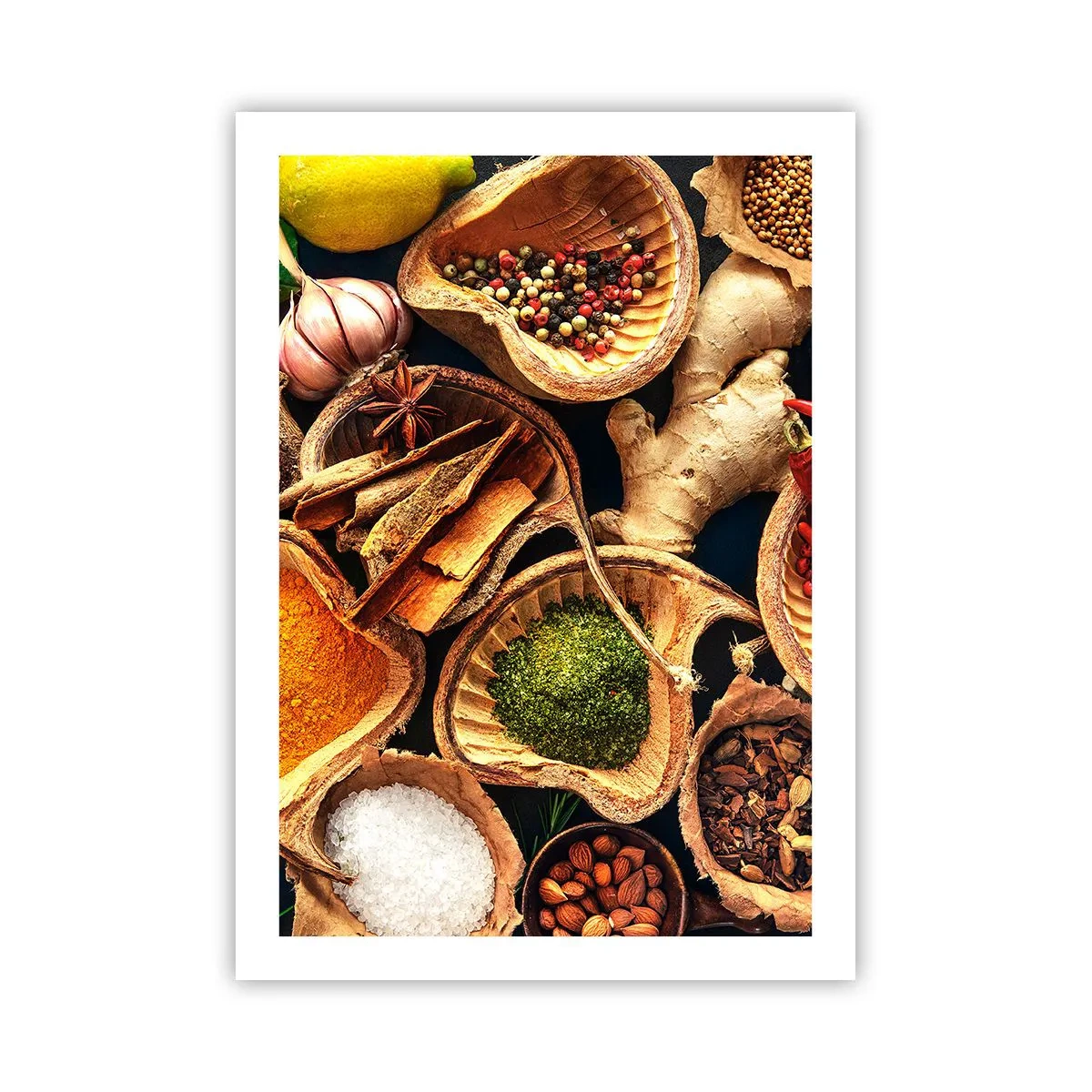 Poster - Nahaufnahme von Gewürzen in natürlichen Behältern - 50x70cm - Nimm was du willst - Moderne Wanddekoration für Wohnzimmer und Schlafzimmer ARTTOR