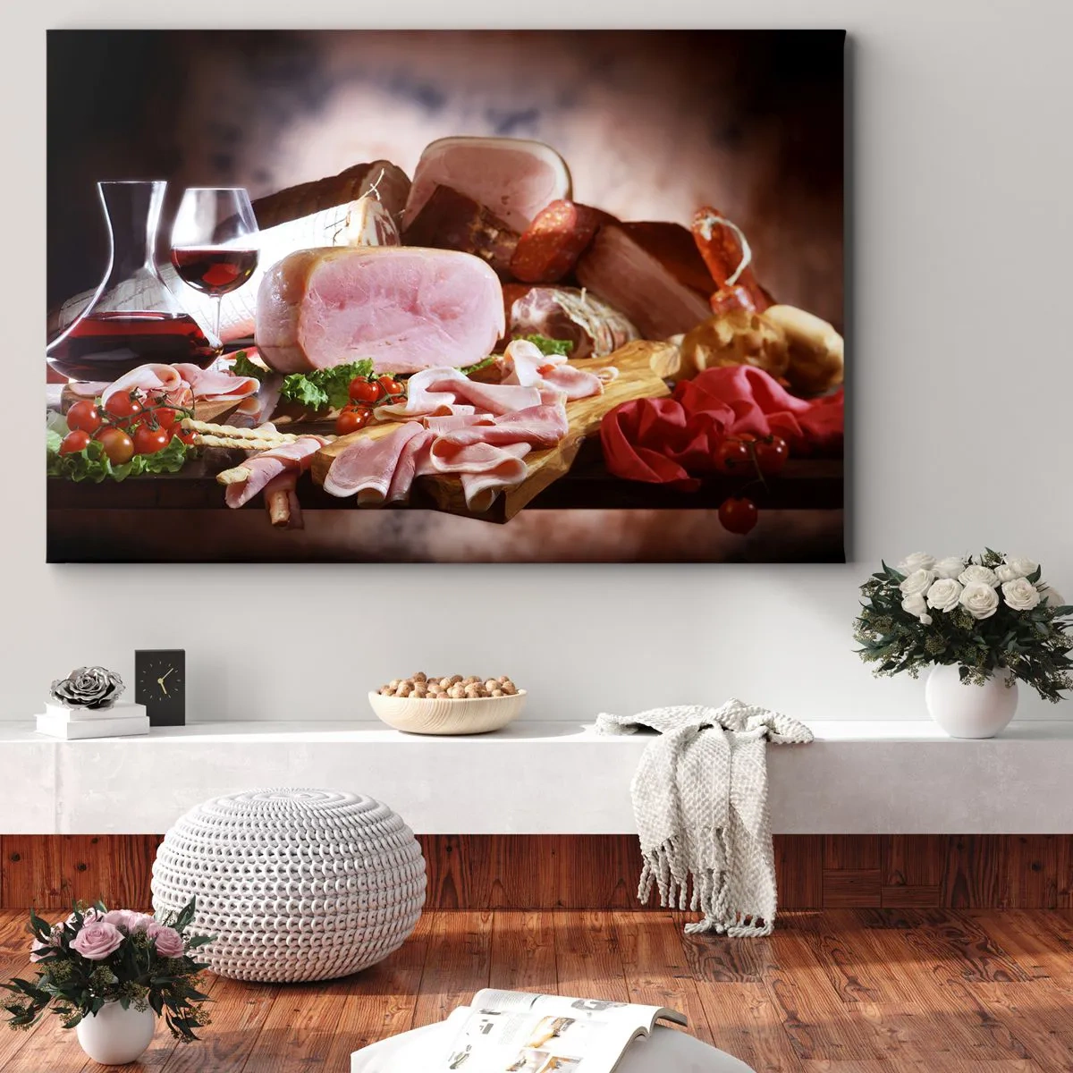Bild auf Leinwand - Leinwandbild - Aufschnitt mit Wein auf rustikalem Hintergrund - 120x80cm - Ein kulinarischer Traum mit einer Karaffe - Moderne Wanddekoration für Wohnzimmer und Schlafzimmer ARTTOR