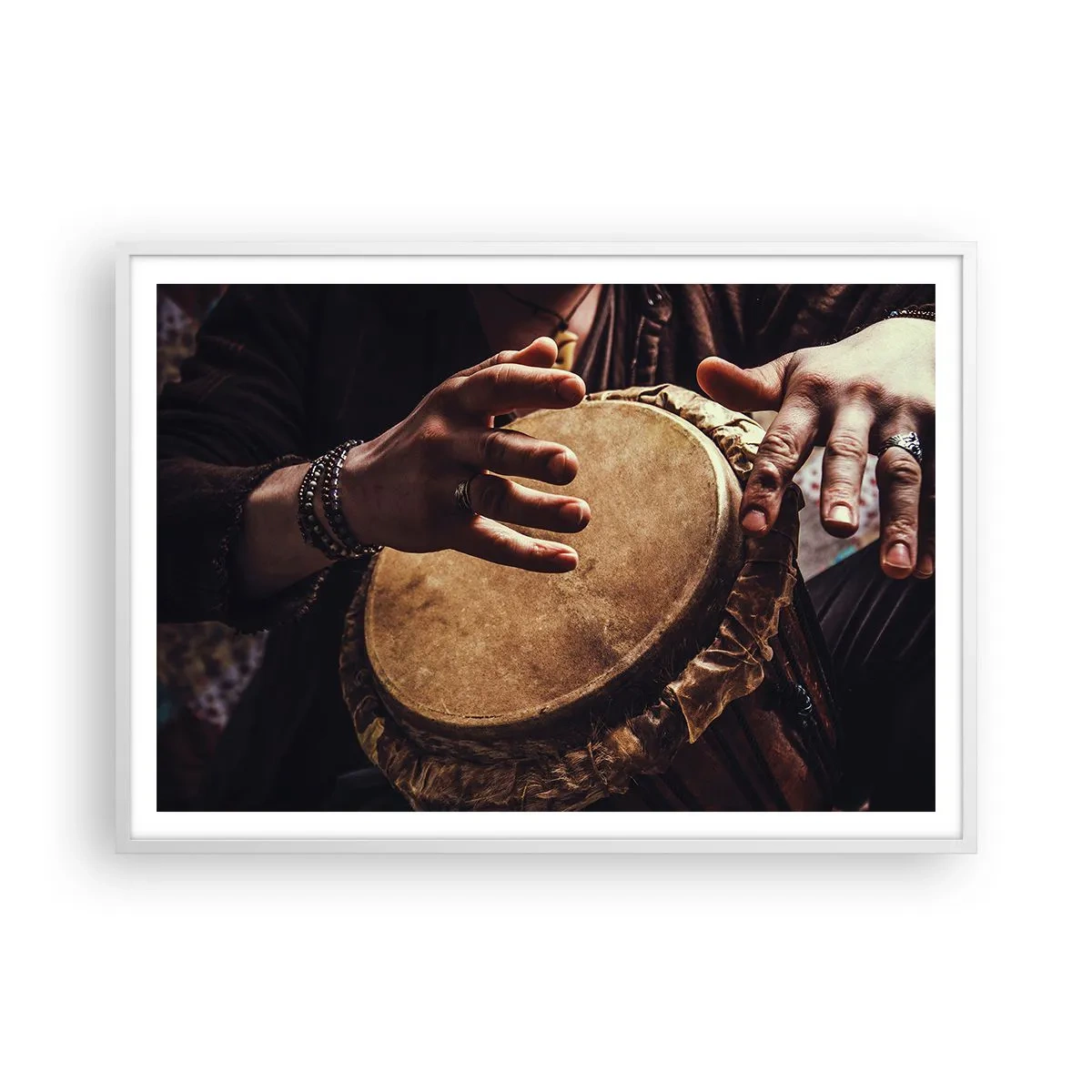 Poster in einem weißen Rahmen - Im Rhythmus des Herzens - 100x70 cm