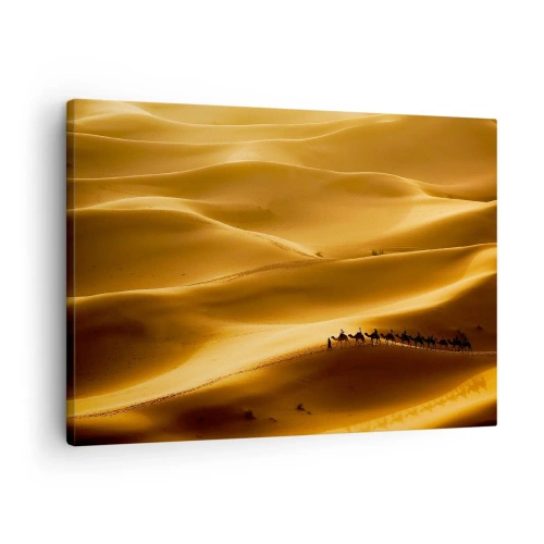 Bild auf Leinwand - Leinwandbild - Eine Karawane von Kamelen wandert durch die goldenen Dünen der Wüste. - 70x50cm - Wohnwagen in den Wüstenwellen - Moderne Wanddekoration für Wohnzimmer und Schlafzimmer ARTTOR