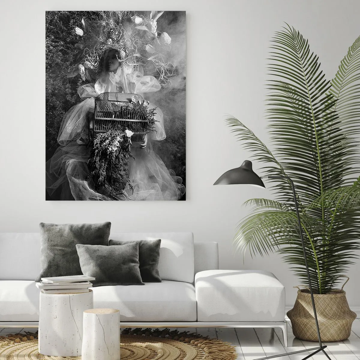 Glasbild - Bild auf glas - Eine Schwarz-Weiß-Komposition mit einer Figur in einem Kleid und einem Käfig im Nebel. - 80x120cm - Mutter selbst - Natur - Moderne Wanddekoration für Wohnzimmer und Schlafzimmer ARTTOR