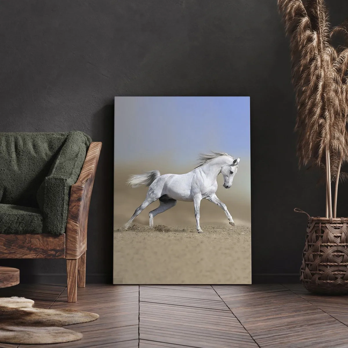 Bild auf Leinwand - Leinwandbild - Ein weißes Pferd galoppiert durch eine Wüstenlandschaft - 50x70cm - Die schönste arabische Sage - Moderne Wanddekoration für Wohnzimmer und Schlafzimmer ARTTOR