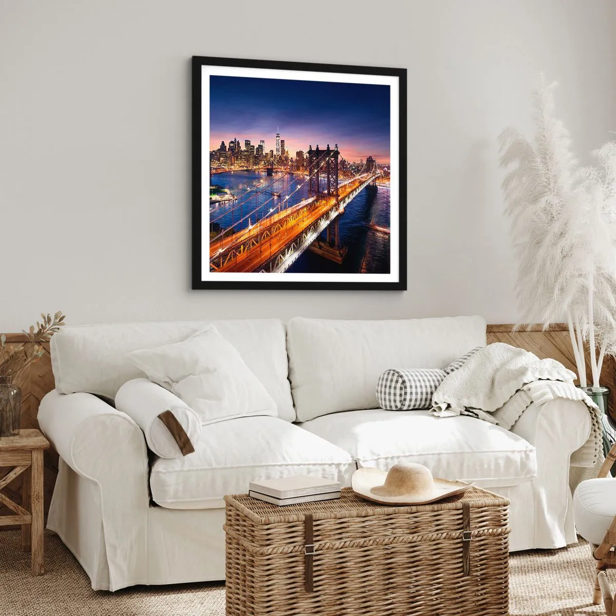 Poster in einem schwarzem Rahmen - Eine leuchtende Brücke zum Herzen der Stadt - 60x60 cm