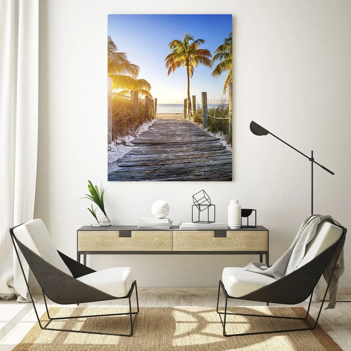 Glasbild - Bild auf glas - Holzweg am Strand, umgeben von Palmen - 50x70cm - Direkt ins Paradies - Moderne Wanddekoration für Wohnzimmer und Schlafzimmer ARTTOR