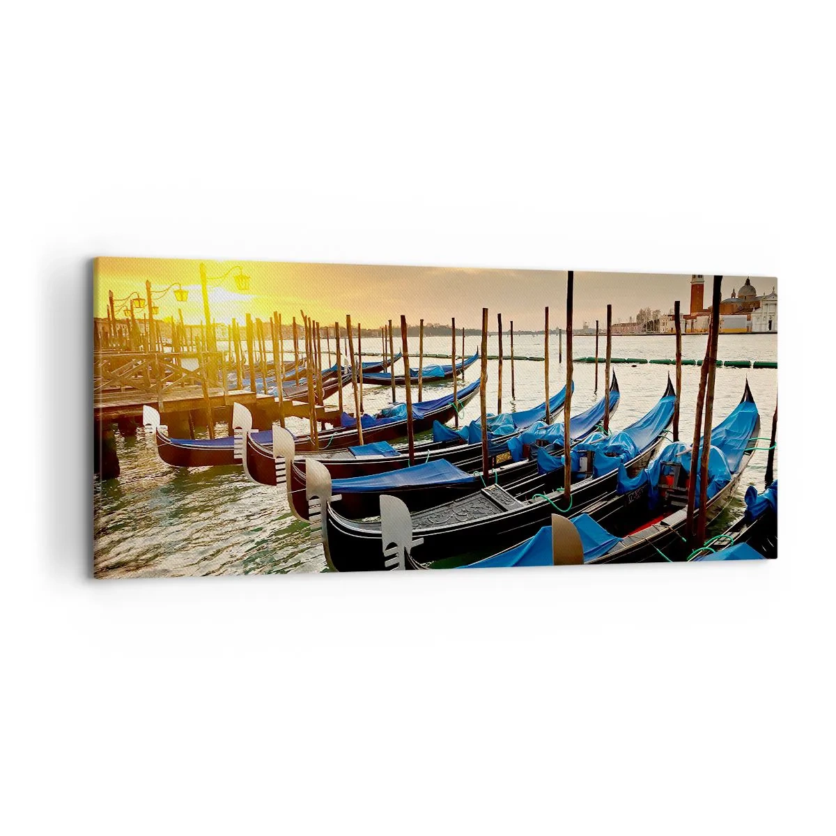 Bild auf Leinwand - Leinwandbild - Gondeln in Venedig am Morgen im Licht der aufgehenden Sonne - 120x50cm - Bevor das Summen kommt - Moderne Wanddekoration für Wohnzimmer und Schlafzimmer ARTTOR