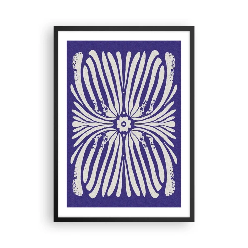 Poster in einem schwarzem Rahmen - Symmetrisches Retro-Blumenmuster auf marineblauem Hintergrund - 50x70cm - Ethnische Inspirationen - Moderne Wanddekoration für Wohnzimmer und Schlafzimmer ARTTOR