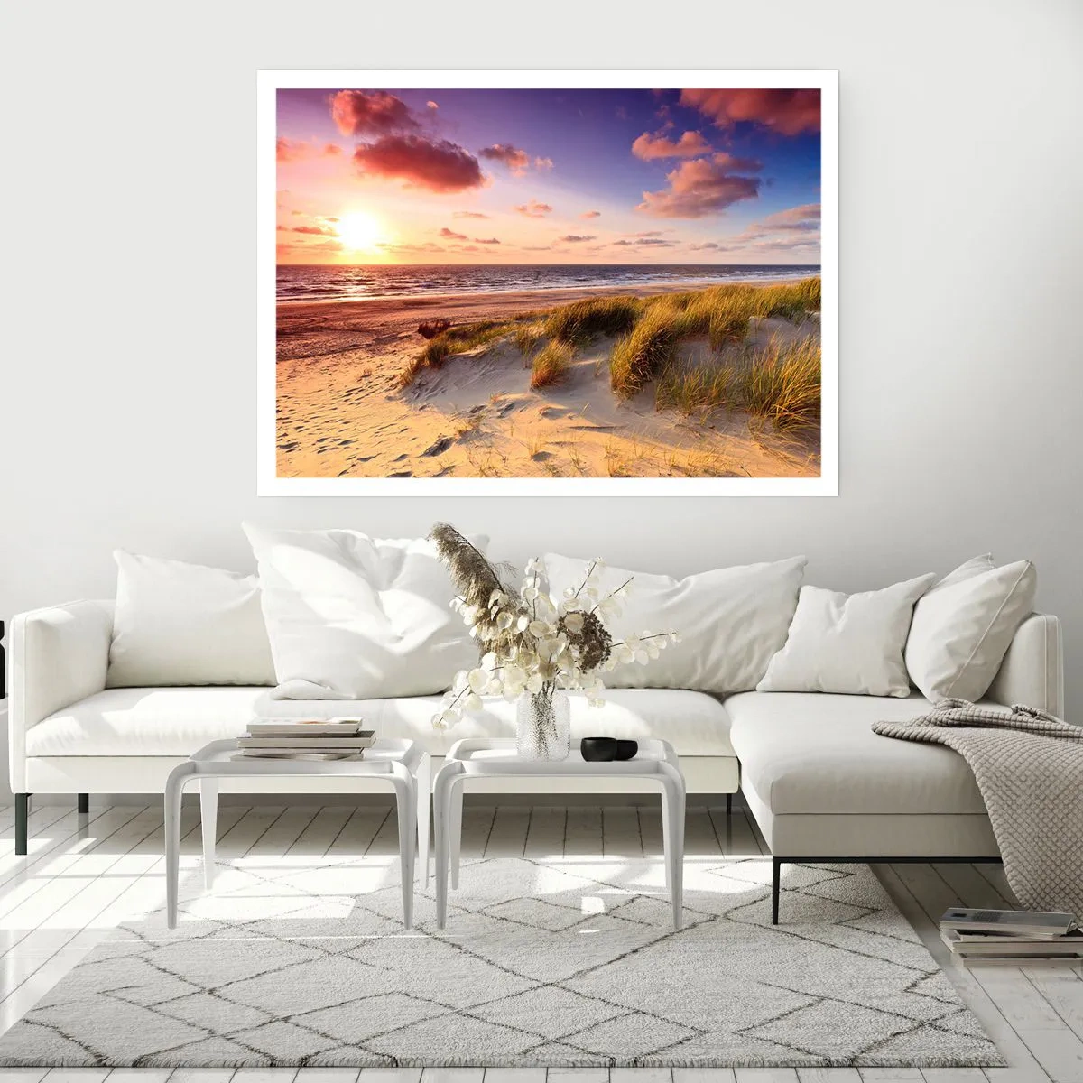 Poster - Ein grasbewachsener Strand und ein Sonnenuntergang über einem ruhigen Meer - 100x70cm - Die Luft riecht schon im Sommer - Moderne Wanddekoration für Wohnzimmer und Schlafzimmer ARTTOR