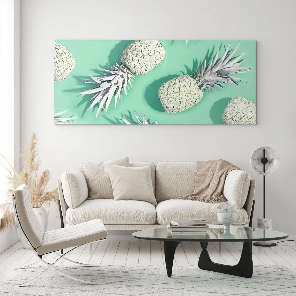 Glasbild - Bild auf glas - Weiße Ananas auf pastellfarbenem Hintergrund im minimalistischen Stil - 120x50cm - Das passt gut zu Minze - Moderne Wanddekoration für Wohnzimmer und Schlafzimmer ARTTOR