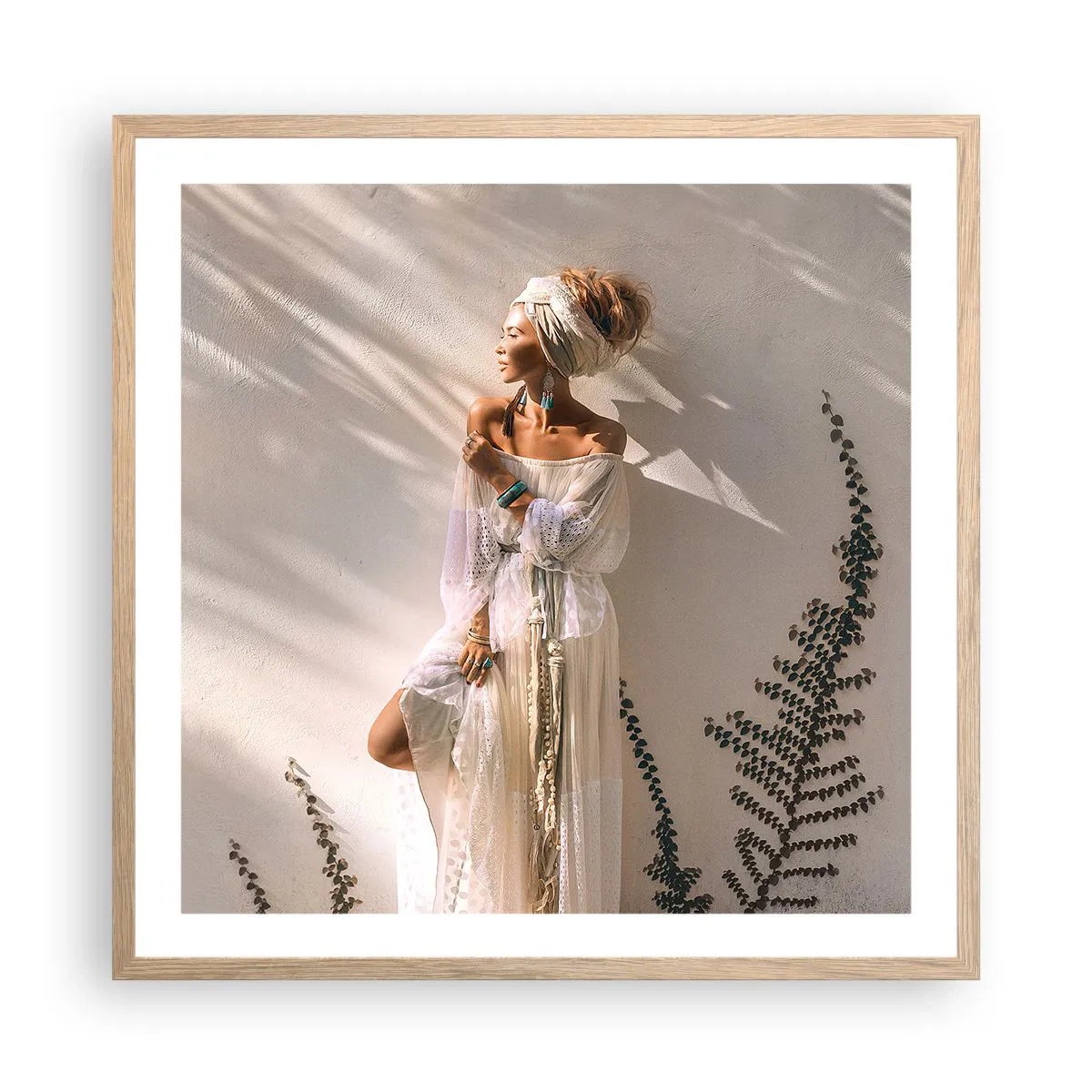 Poster in einem Rahmen aus heller Eiche - Die Sonne und das Mädchen - 60x60 cm