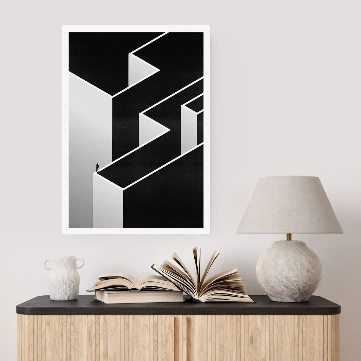 Poster - Ein minimalistisches Labyrinth in Schwarz und Weiß - 50x70cm - Einsamkeit an der Spitze - Moderne Wanddekoration für Wohnzimmer und Schlafzimmer ARTTOR