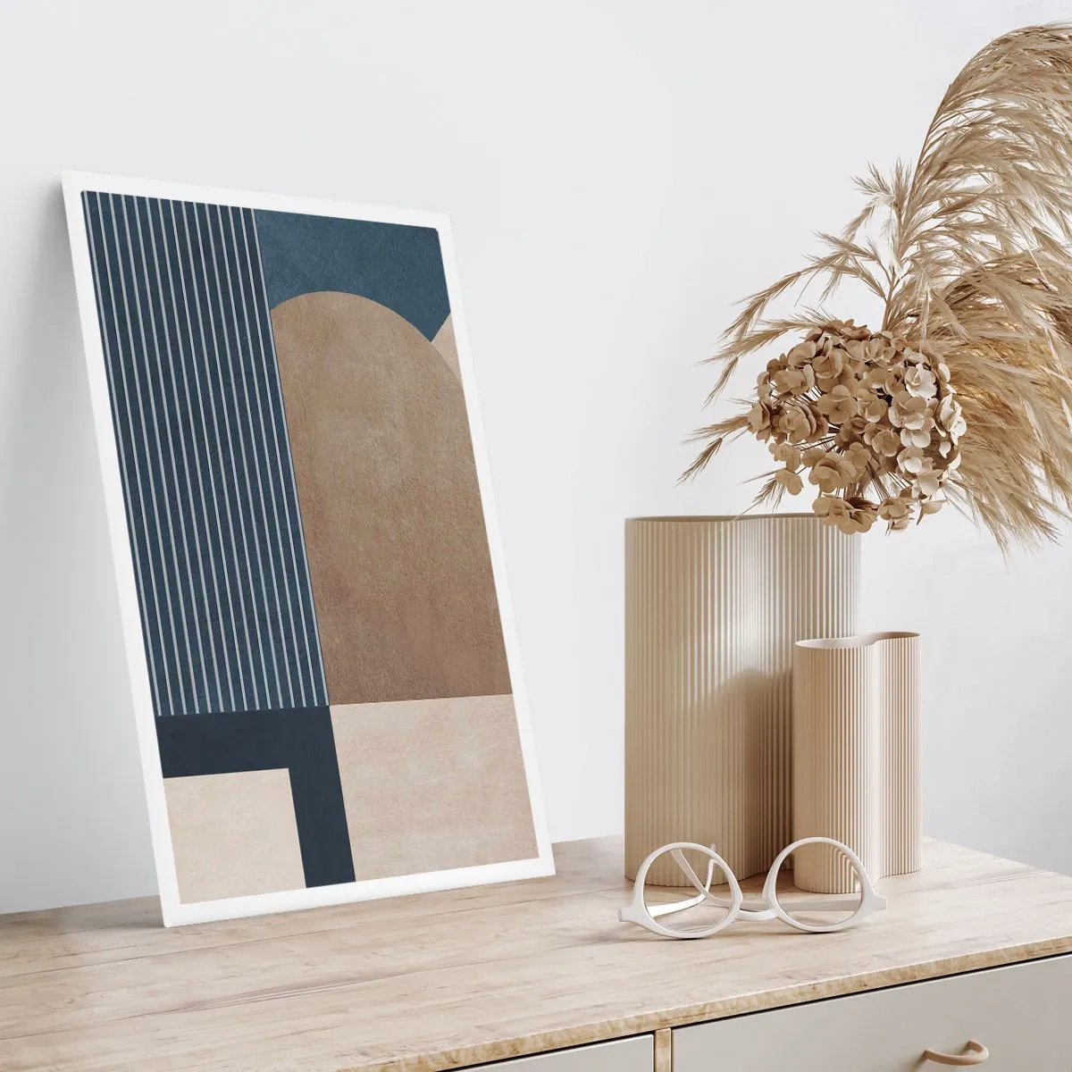 Poster - Abstrakte geometrische Komposition in Marineblau- und Beigetönen - 50x70cm - Komposition aus Einfachheit und Rundheit - Moderne Wanddekoration für Wohnzimmer und Schlafzimmer ARTTOR