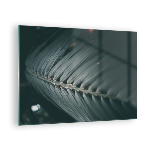 Glasbild - Bild auf glas - Nahaufnahme eines dunkelgrünen Palmblattes mit Lichtreflexion - 70x50cm - Die Präzision der Natur - Moderne Wanddekoration für Wohnzimmer und Schlafzimmer ARTTOR