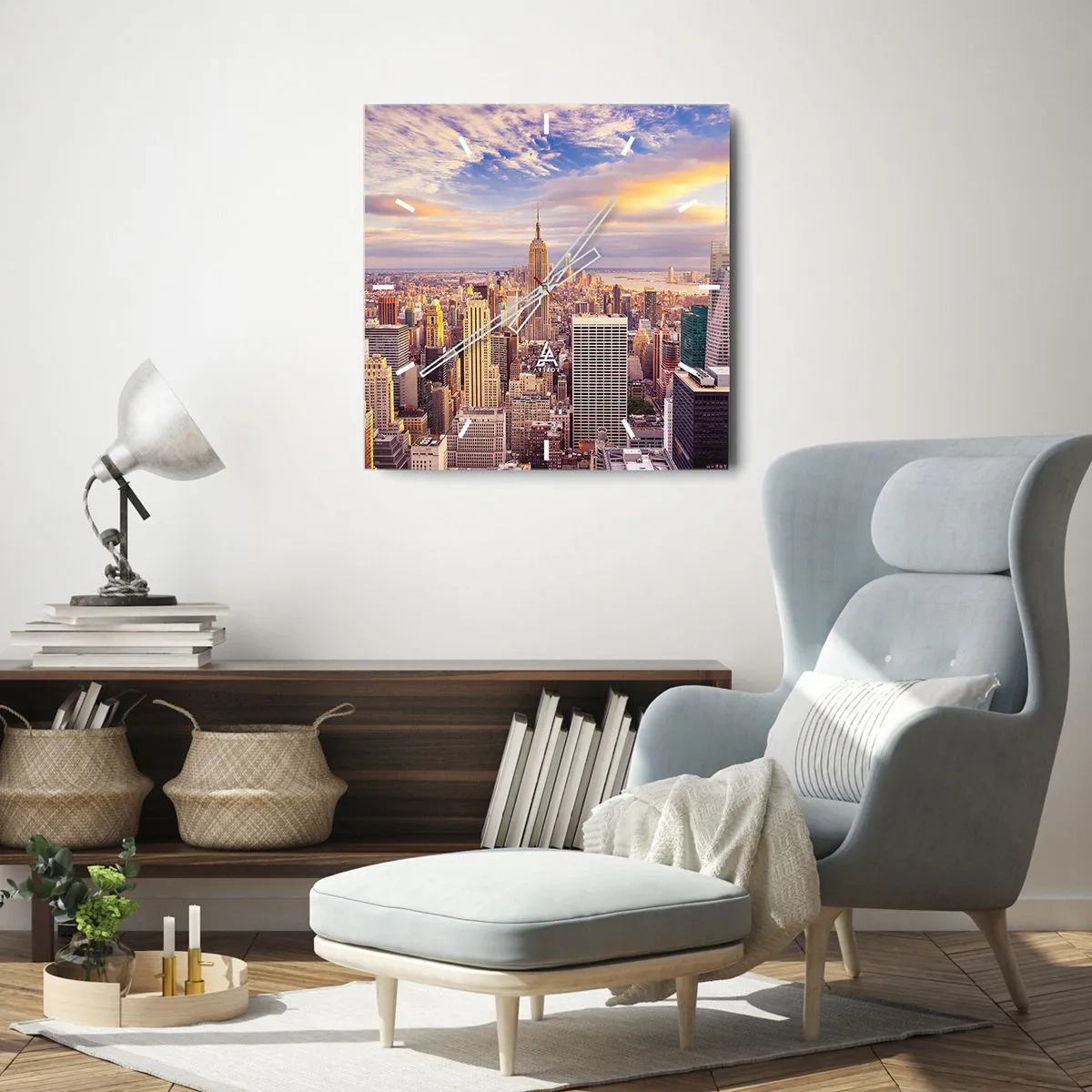 Wanduhr - Glasuhr - Panorama einer modernen Stadt mit Wolkenkratzern bei Sonnenuntergang - 30x30cm - Nur nach den Wolken greifen - Moderne Wanddekoration für Wohnzimmer und Schlafzimmer ARTTOR