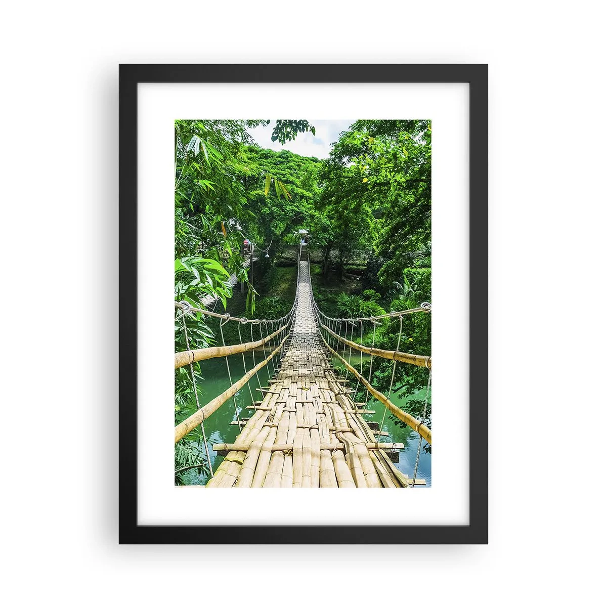Poster in einem schwarzem Rahmen - Monkey Bridge über das Grün - 30x40 cm