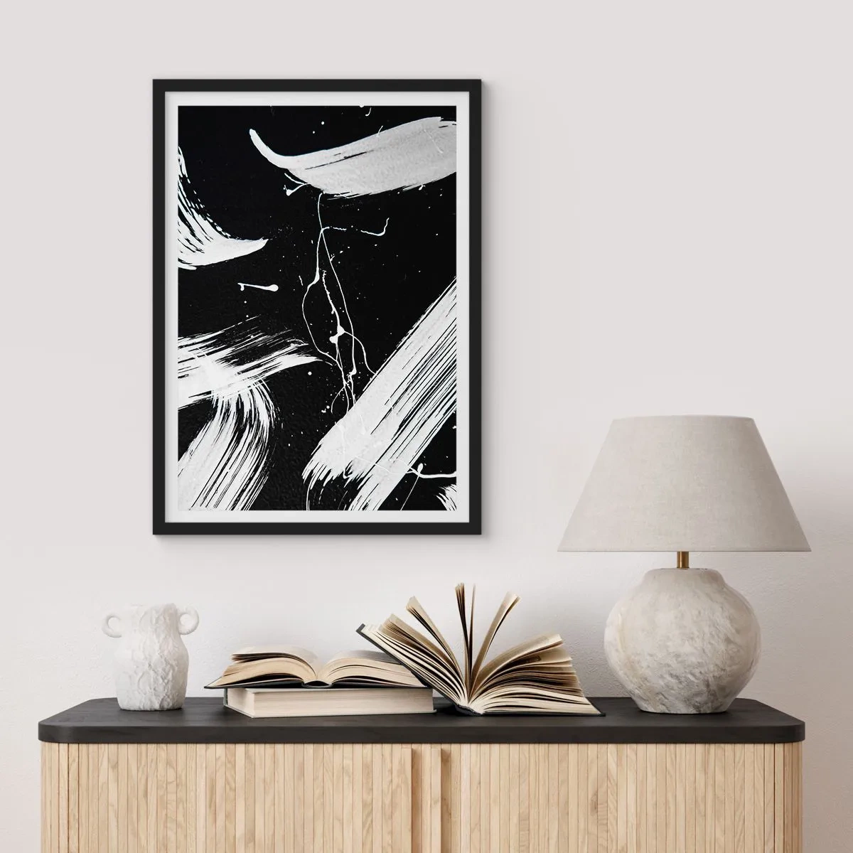 Poster in einem schwarzem Rahmen - Dunkelheit durchbrechen - 61x91 cm