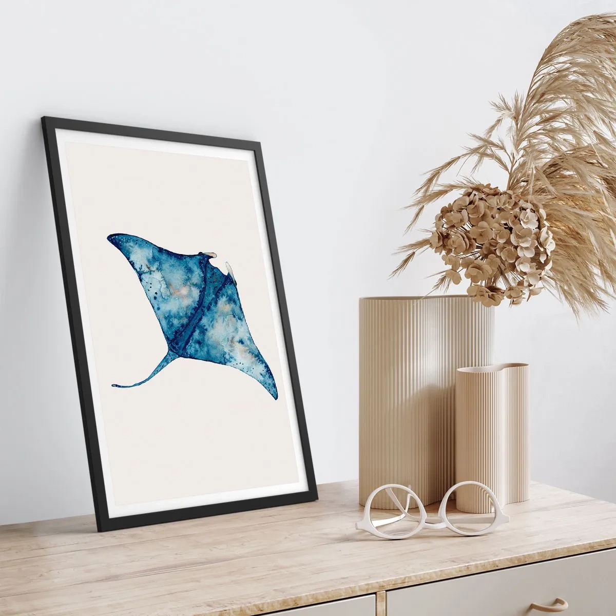 Poster in einem schwarzem Rahmen - Leben im Blau - 40x50 cm