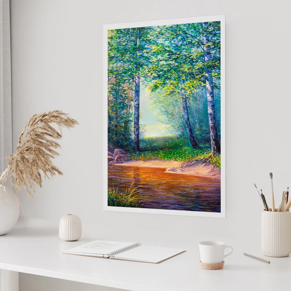 Poster - Eine Waldlichtung mit Birken und einem Bach in den Strahlen der Sonne - 50x70cm - Idyllische Landschaft - Moderne Wanddekoration für Wohnzimmer und Schlafzimmer ARTTOR