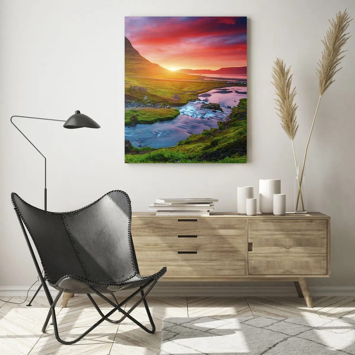 Glasbild - Bild auf glas - Malerischer Wasserfall und Berg bei Sonnenuntergang - 70x100cm - Island - Feuer und Wasser - Moderne Wanddekoration für Wohnzimmer und Schlafzimmer ARTTOR