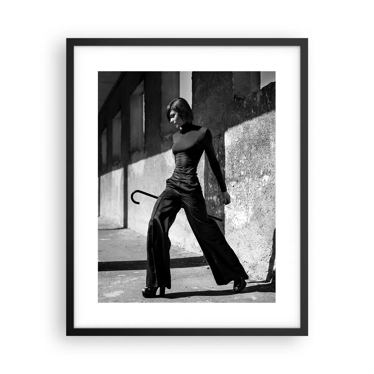 Poster in einem schwarzem Rahmen - Urbane Eleganz - 40x50 cm