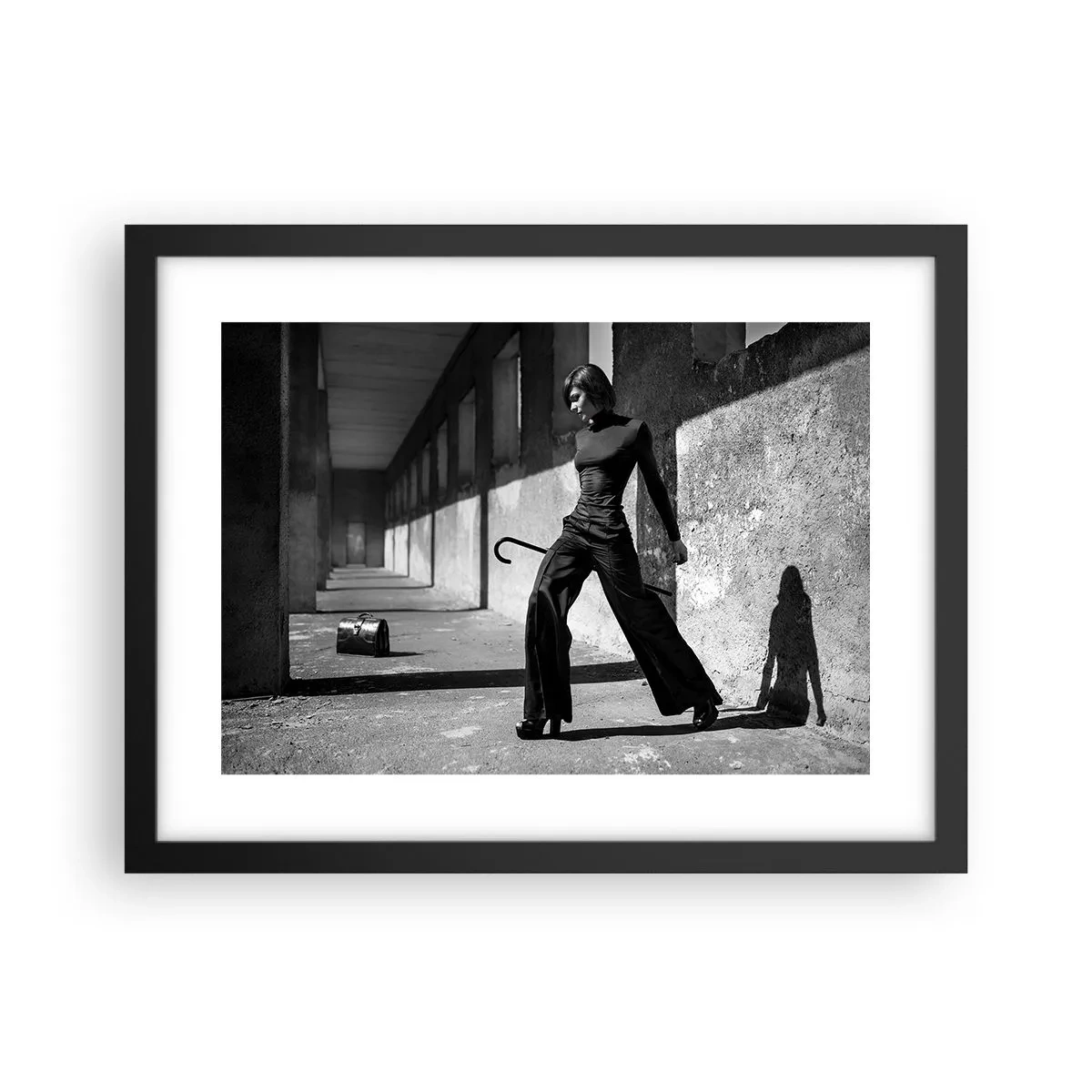 Poster in einem schwarzem Rahmen - Urbane Eleganz - 40x30 cm