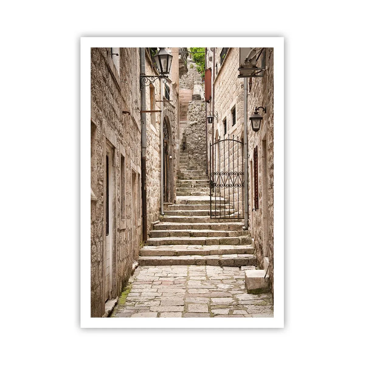 Poster - Eine magische alte Gasse - 70x100 cm
