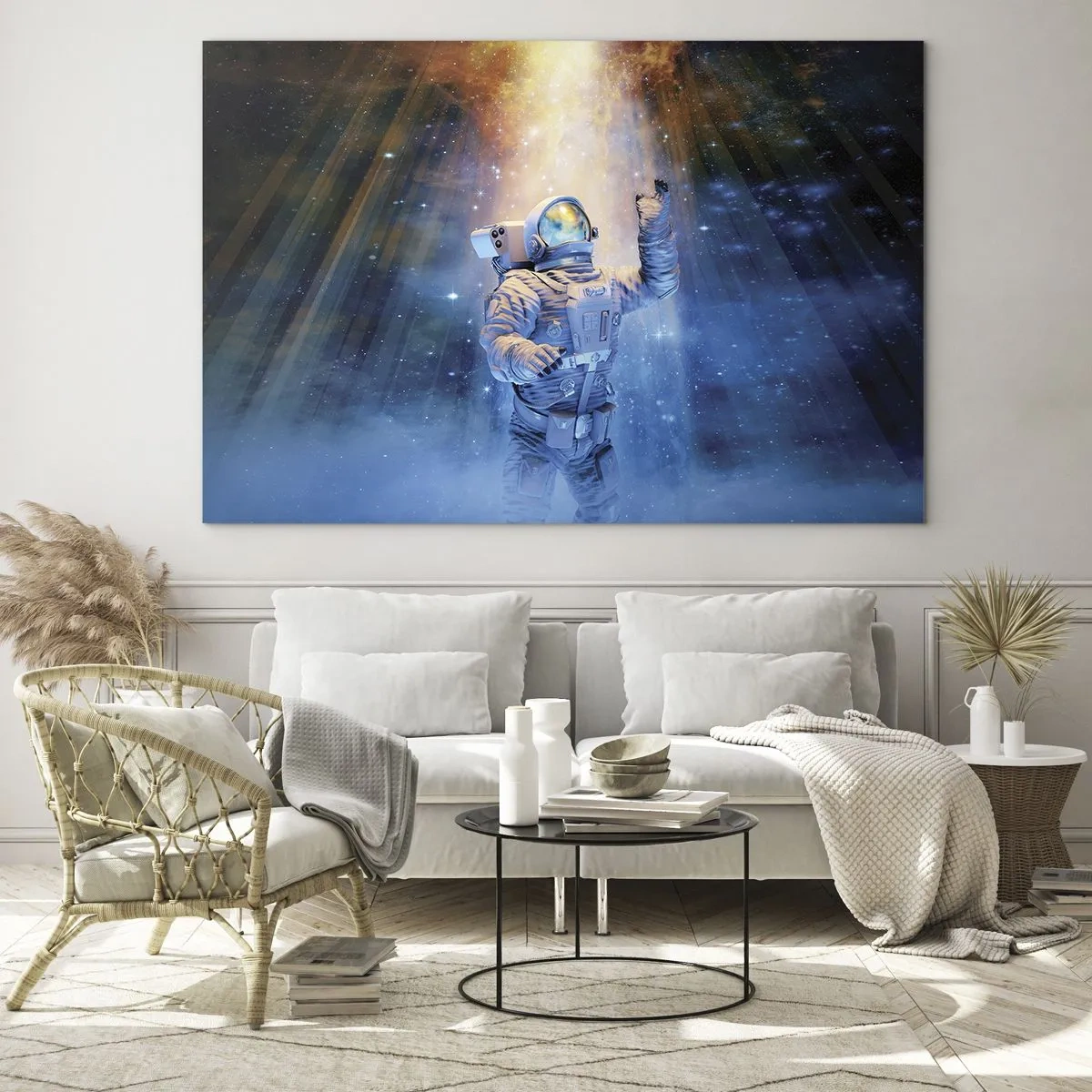 Glasbild - Bild auf glas - Ein Astronaut im Weltraum, beleuchtet von Lichtstrahlen - 120x80cm - Endlich am Ende - Moderne Wanddekoration für Wohnzimmer und Schlafzimmer ARTTOR