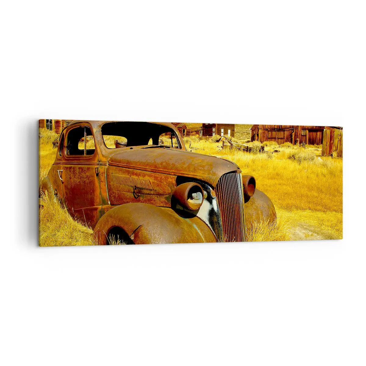 Bild auf Leinwand - Leinwandbild - Ein altes rostiges Auto vor dem Hintergrund verlassener Holzhütten - 140x50cm - Eine wohlverdiente Ruhe - Moderne Wanddekoration für Wohnzimmer und Schlafzimmer ARTTOR