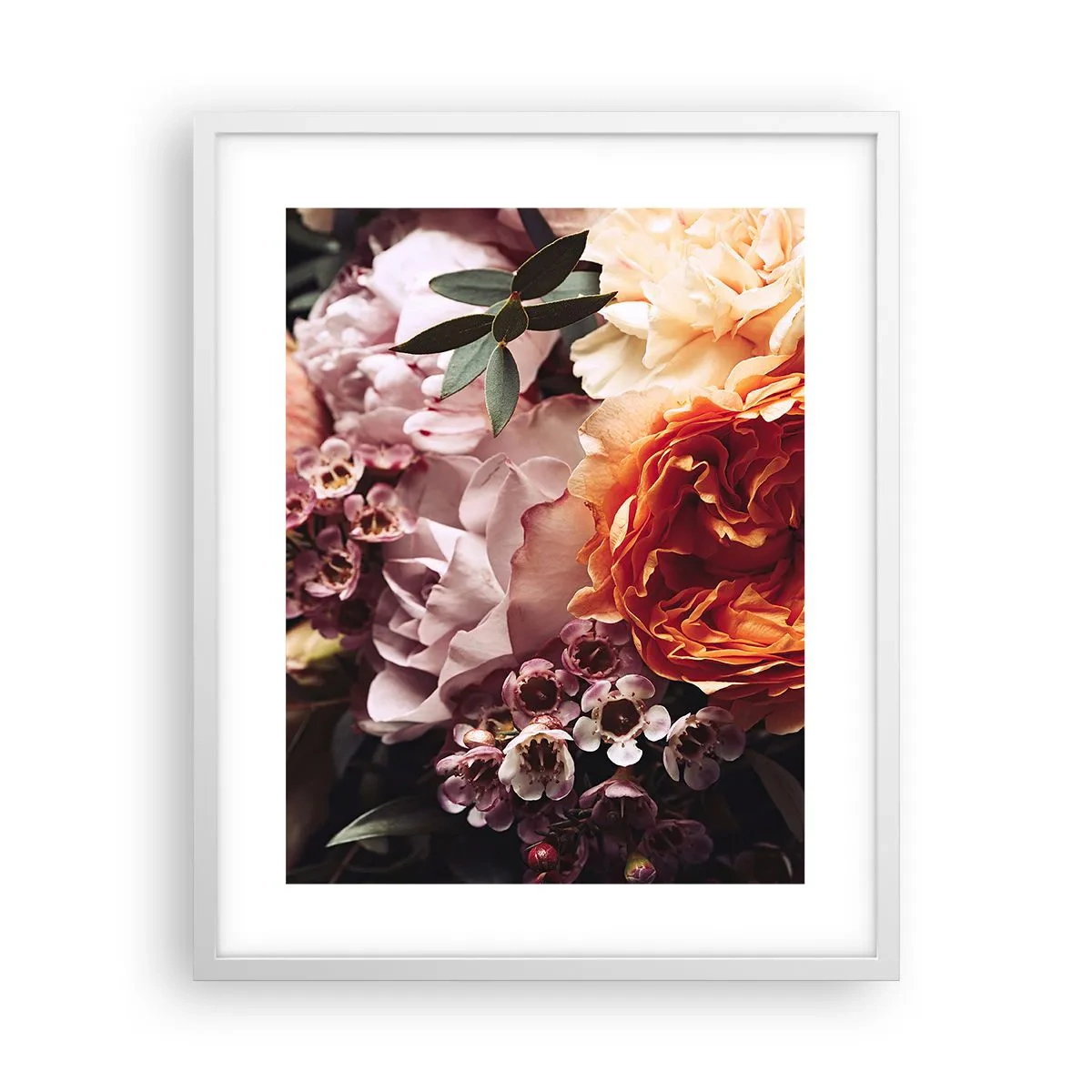 Poster in einem weißen Rahmen - Eingehüllt in Schönheit - 40x50 cm