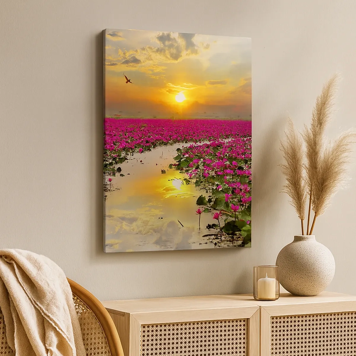 Bild auf Leinwand - Leinwandbild - Ein Feld mit rosa Seerosen bei Sonnenuntergang - 50x70cm - Das geheime Leben des Sees - Moderne Wanddekoration für Wohnzimmer und Schlafzimmer ARTTOR