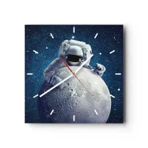 Wanduhr - Glasuhr - Astronaut hält den Mond vor einem Sternenhimmel - 30x30cm - Weltraumjoker - Moderne Wanddekoration für Wohnzimmer und Schlafzimmer ARTTOR