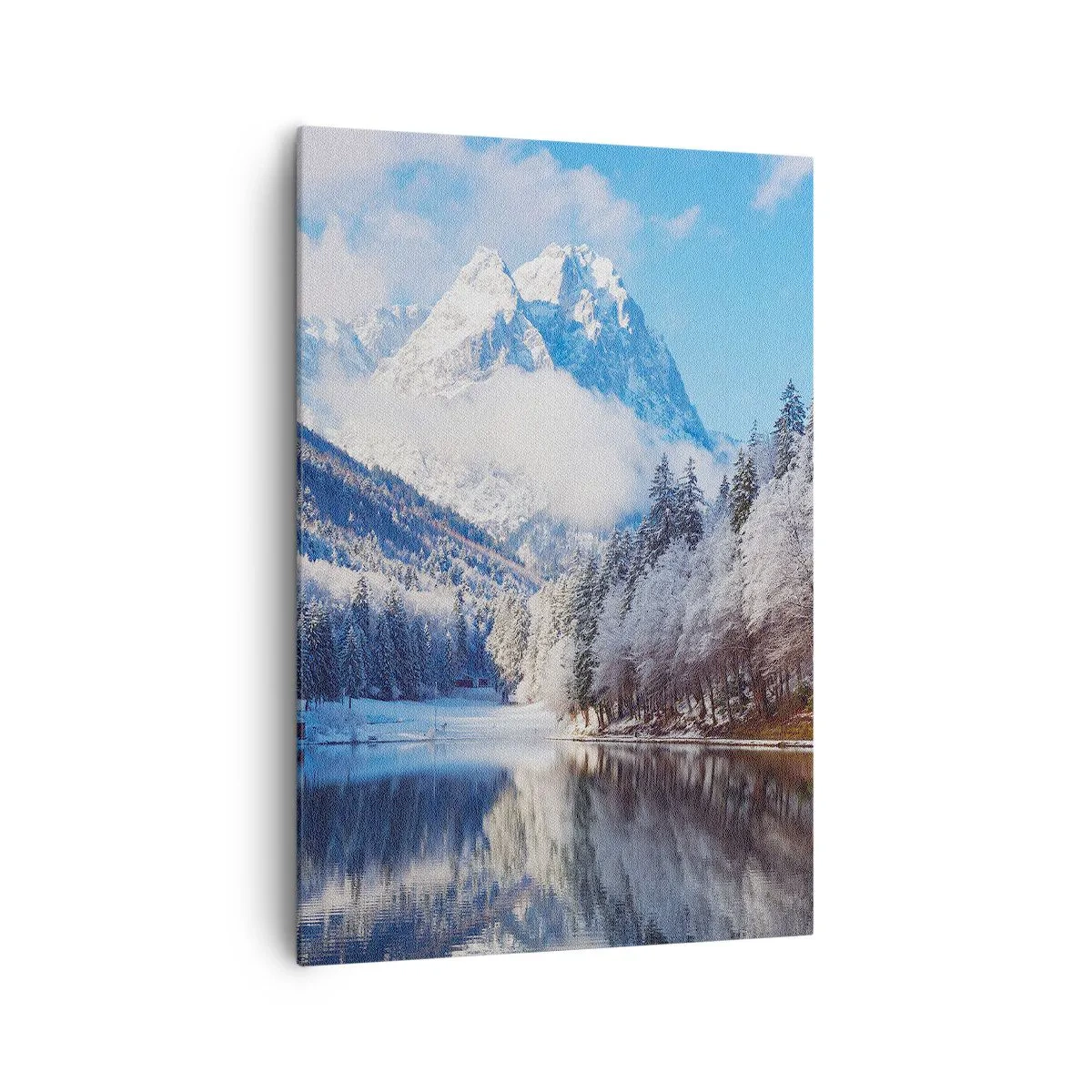 Bild auf Leinwand - Leinwandbild - Winterliche Berglandschaft mit schneebedeckten Bäumen und einem See - 70x100cm - Schneefang - Moderne Wanddekoration für Wohnzimmer und Schlafzimmer ARTTOR