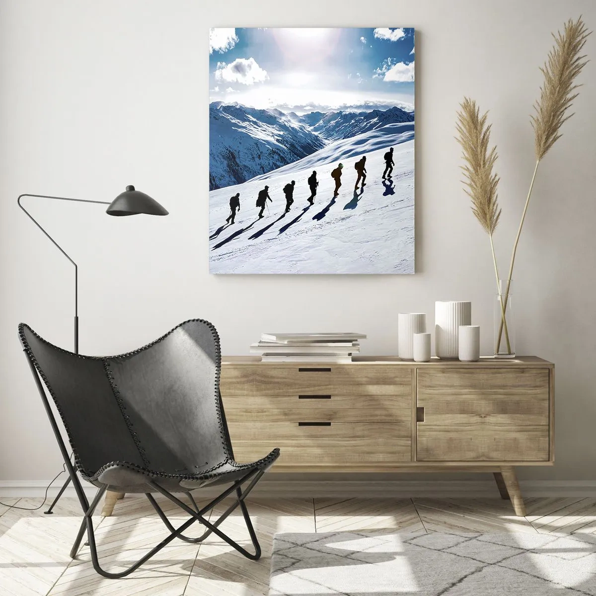 Glasbild - Bild auf glas - Eine Gruppe von Bergsteigern wandert einen schneebedeckten Hang hinauf - 80x120cm - Das Team der Eroberer - Moderne Wanddekoration für Wohnzimmer und Schlafzimmer ARTTOR