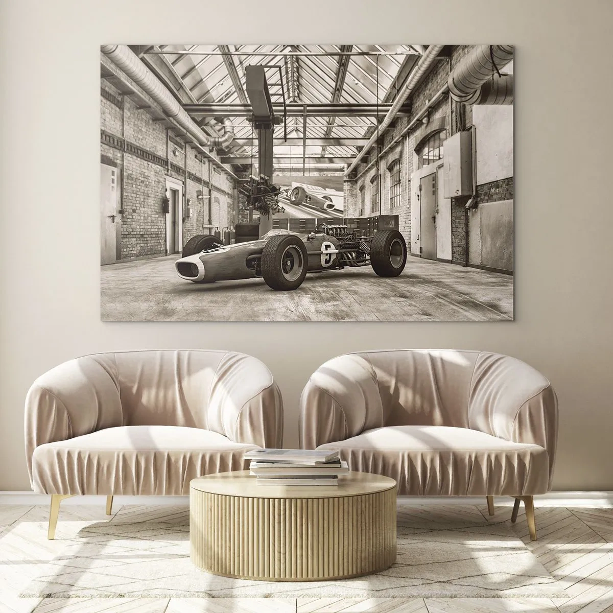 Glasbild - Bild auf glas - Ein Oldtimer-Rennwagen in einer Industriehalle - 120x80cm - Die Siegerruhe - Moderne Wanddekoration für Wohnzimmer und Schlafzimmer ARTTOR